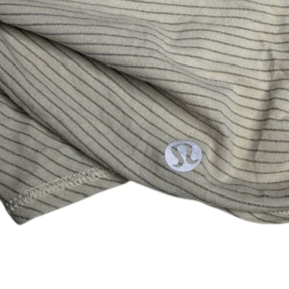 Lululemon Women's Stripe Free to Be Wild‎ 2-in-1 Tank Top Multicolor Size 2 - Picture 3 of 7